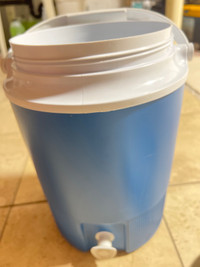 Water container  dispenser 