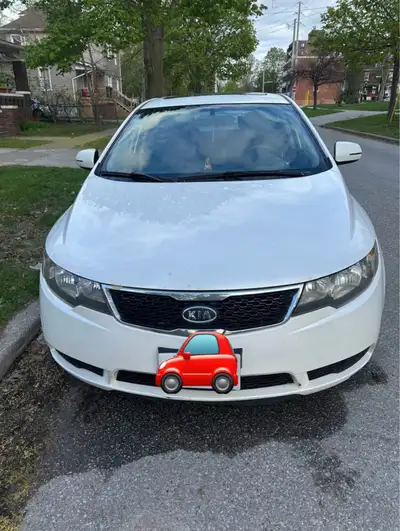 2012 Kia Forte EX 4-Door Sedan with Sunroof comes with safety Mileage: 101,584 miles Engine: 2.0L 4-...