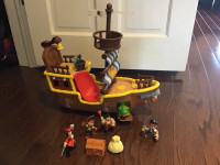 Jake & Neverland Pirates  Ship Toy Set 