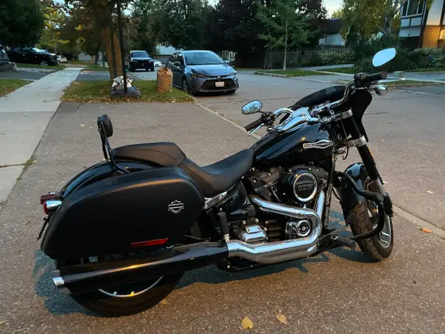 2018 Harley Davidson Sport Glide in Street, Cruisers & Choppers in City of Toronto - Image 3