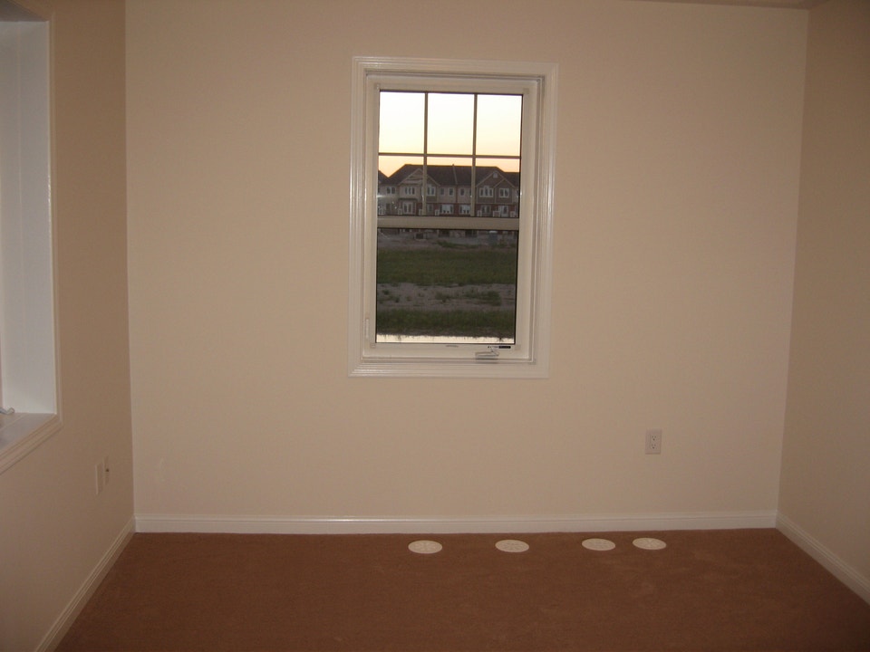 $2,600 - 1300ft² - 2 BR townhouse for rent-Milton-Starting Nov 1 4