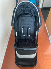 Graco Baby/Infant Stroller with Car Seat, Like Brand New !! 