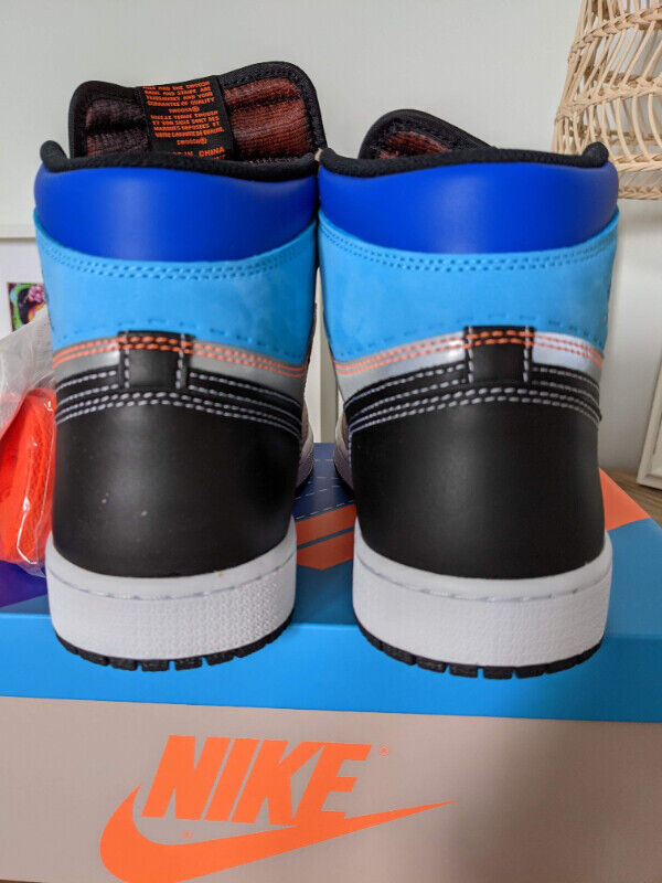Nike Air Jordan 1 High Prototype Size 9 in Men's Shoes in Hamilton - Image 3