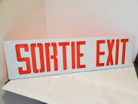 Exit - sortie - enseigne pancarte pour déco man can ou sécurité