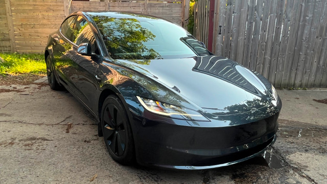Tesla 2025 modèle 3 awd dans Autos et camions  à Ville de Montréal