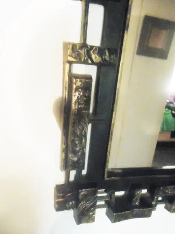 Rare 1974 Brutalist Wall Mirror by Syroco Dart MCM in Home Décor & Accents in City of Toronto - Image 7