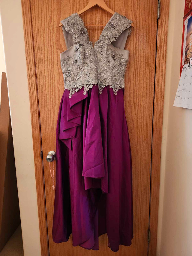 Gown for wedding, graduation, birthday in Women's - Dresses & Skirts in Winnipeg - Image 2