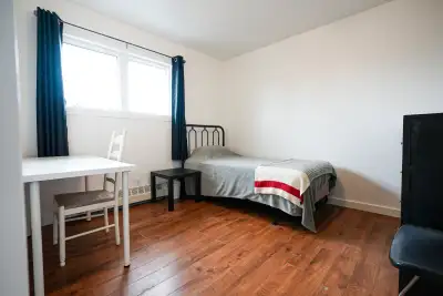 Multiple rooms available for mature male Immediate, July 1, etc. Excellent access to bus routes. Fur...
