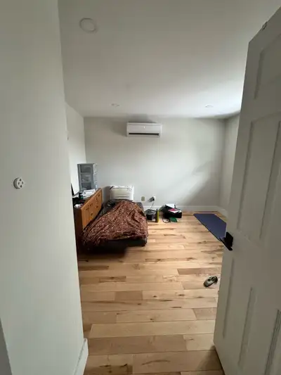 Furnished room available for $700 in a clean and well-maintained house. Located in a nice, quiet nei...