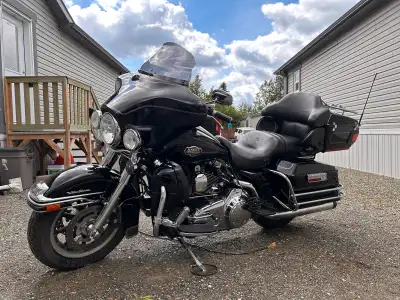 2008 Harley Davidson Electra Glide Ultra Classic for sale. Mileage 51,271 Heated hand grips and seat...