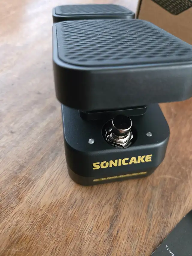 SONICAKE VolWah Active Volume & Wah Pedal in Amps & Pedals in City of Toronto - Image 4