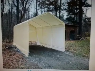 Toile neuve 10x20 Shelter Logic pour abris auto no. 23573. Le numéro de pièce est 11312. La couleur...