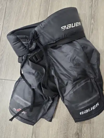 Bauer Hockey Pants, size Youth Medium, View more