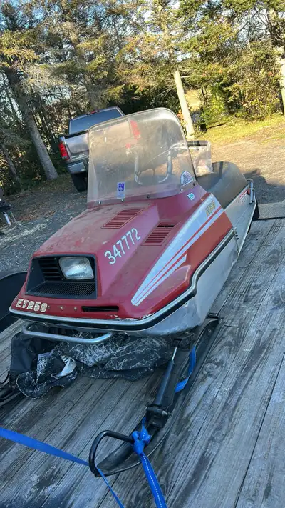 1979 et sat in heat shop for 15 years needs carburetter kit