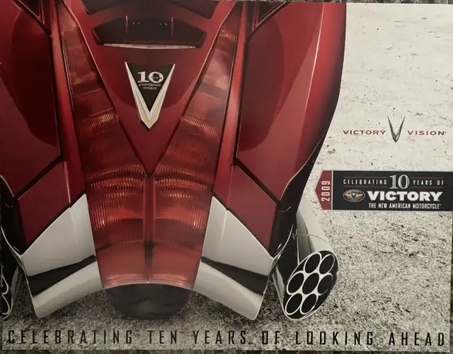 2009 Victory Motorcycles Orig 8 Pg Dealer Brochure  in Arts & Collectibles in North Bay - Image 2