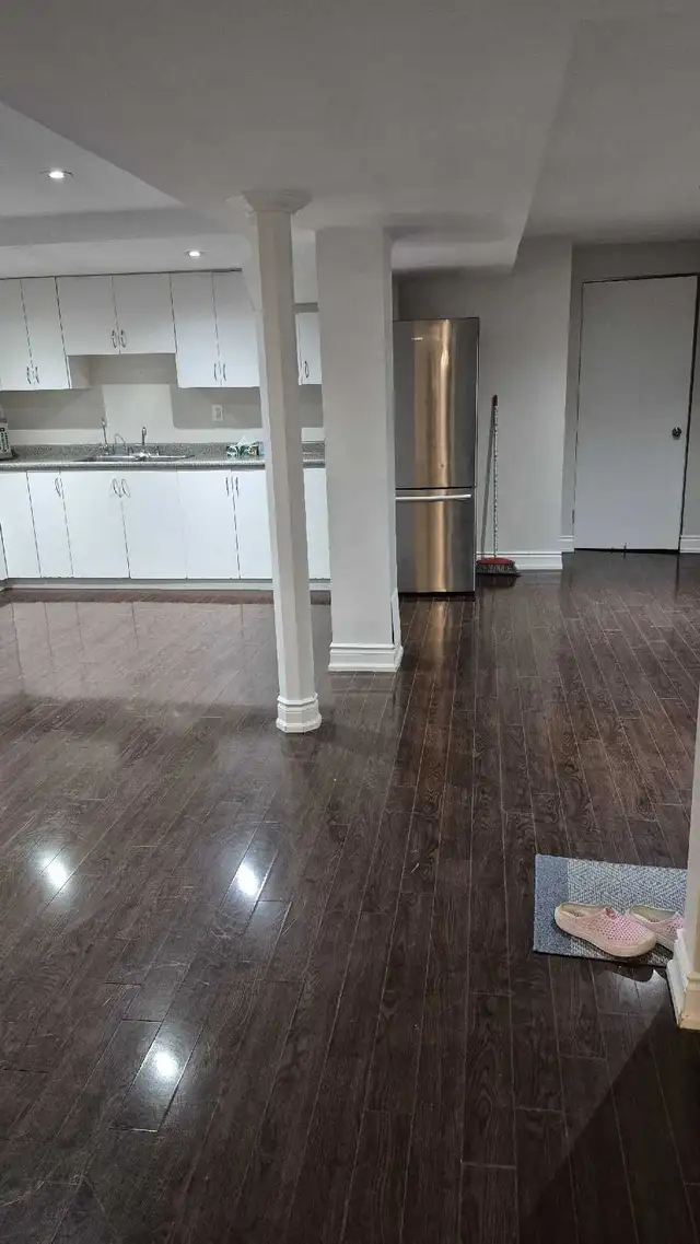 Space available for Parties64960021032835121