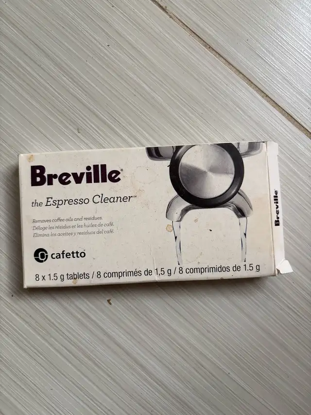 Breville Espresso Cleaner Tablet in Coffee Makers in Ottawa - Image 2