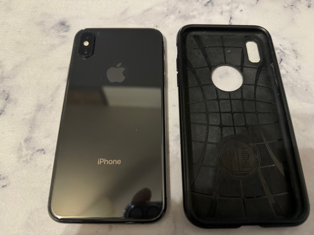 "Space Grey 64 GB iPhone XS - Excellent Condition, Like New! in Cell Phones in Brantford - Image 3