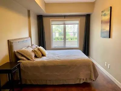 •• Posh & Prestigious • Furnished Executive Penthouse Condo ••