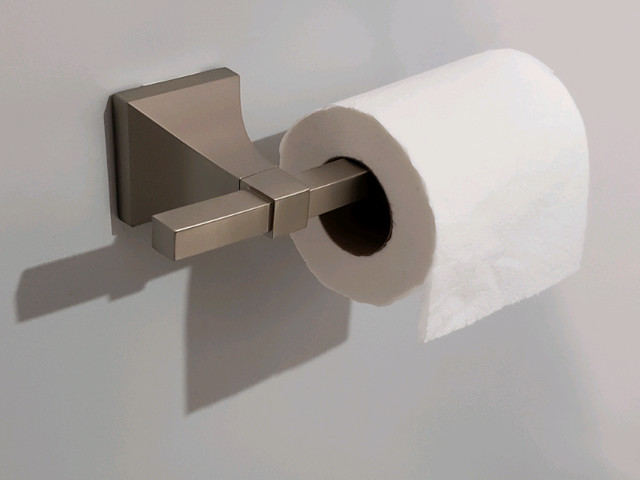 Satin nikel bathroom kit/ towel rails/ bar/ toilet paper holder in Hardware, Nails & Screws in City of Toronto - Image 3