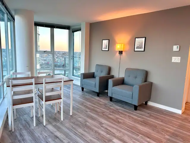 Fully Furnished Private Room in Downtown Vancouver – Move-In NOW in Room Rentals & Roommates in Vancouver - Image 2