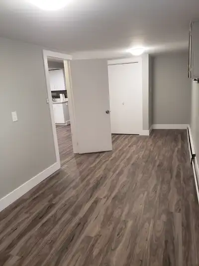 Room for rent near universities