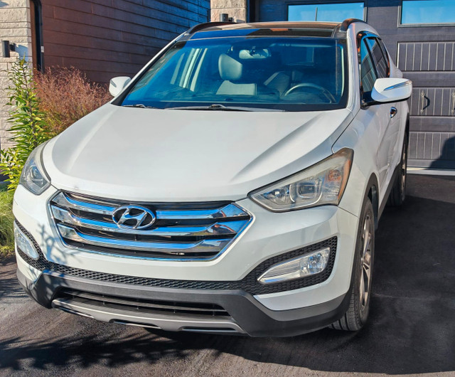 2014 Hyundai SUV Santa Fe Sport Limited 2.0L in Cars & Trucks in Gatineau
