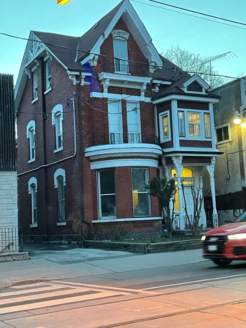 Bathurst and Dundas Renovated Large Room on 2nd Flr.