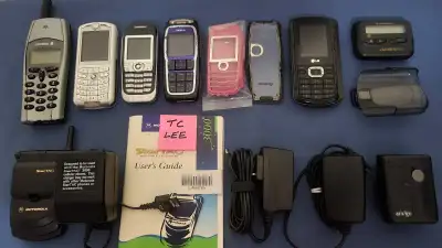 [Vintage Phones] StarTac Ericsson Nokia Motorola Pagers, View more