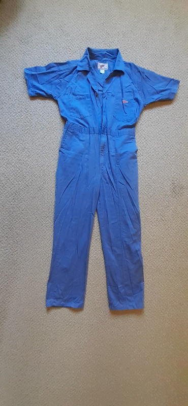 vintage RedWing zip up utility jumpsuit (Coverall) in Women's - Tops & Outerwear in Oakville / Halton Region