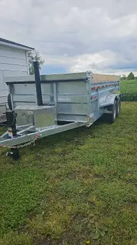 Dump trailer for rent 