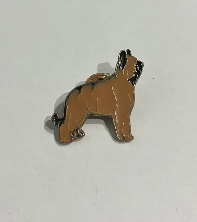 Épinglette de Briard in Accessories in Lanaudière - Image 2