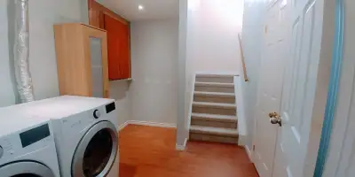 Private room for rent in Whitby/Brooklin in a 2 bedroom basement. Available immediately or flexible....