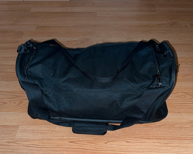 Nike Duffle Bag (Black) in Other in North Bay - Image 3