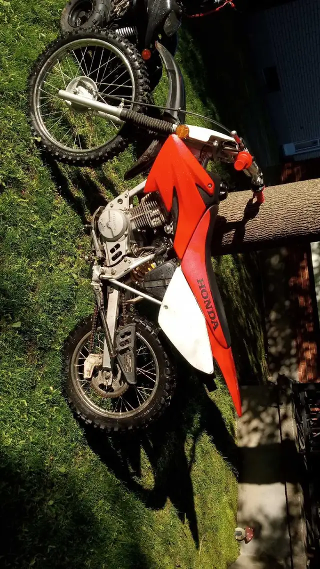 2007 Honda 125 crf in Dirt Bikes & Motocross in London - Image 3