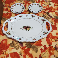 Old Country Roses Large Platter, and 2 Side Plates. 