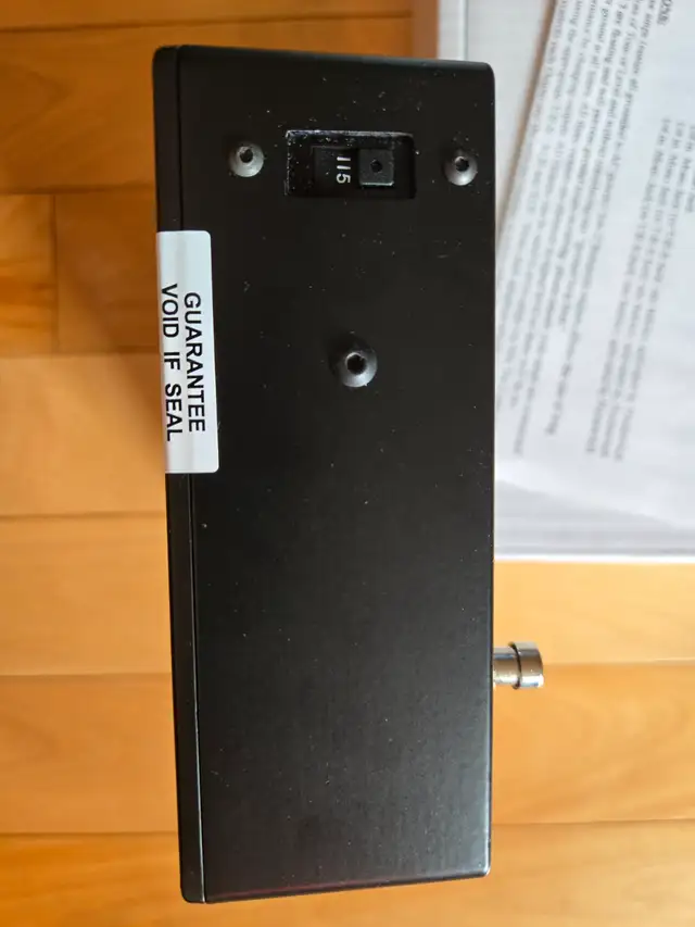 Pete Cornish AC-Powered 3-Way Signal Splitter/Mute in Amps & Pedals in City of Halifax - Image 5