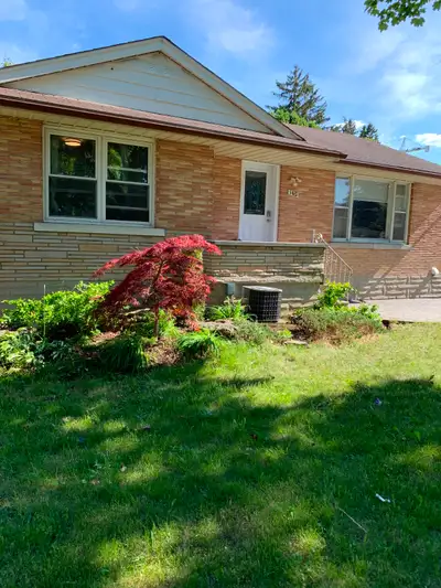 1 private room left for rent!!! 12 month lease available starting May 1st in this bright and clean h...