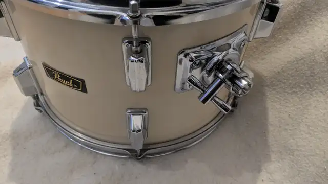 Pearl wood fibergass 70s in Drums & Percussion in West Island - Image 8