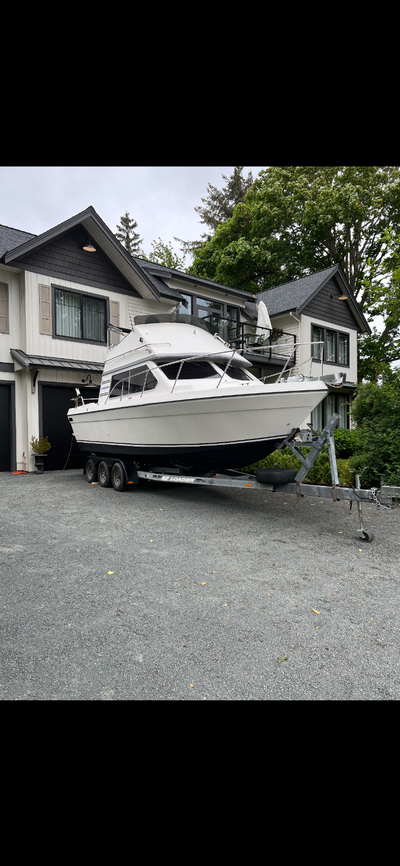 Tasteful 2024 Retrofit with many updates. New dodger, carpet, flooring, seats, foam, sinks, faucets,...
