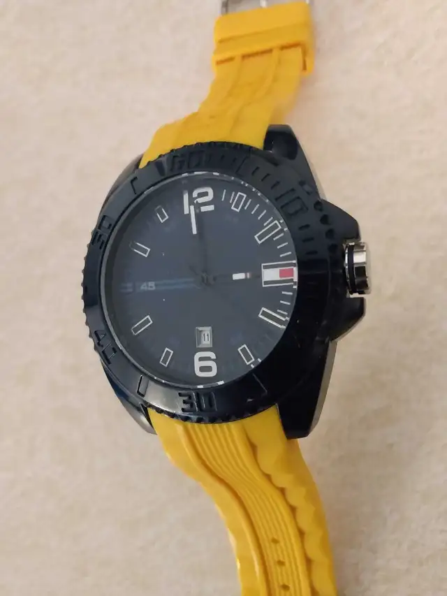 HILFIGER Date Watch in Jewellery & Watches in London - Image 3