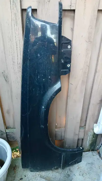 These are the left-hand (LH) and right-hand (RH) front fenders from a 1987-1991 Volvo 780 Bertone. T...