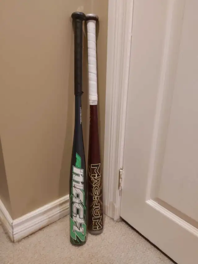 Like New Rawlings 28inch Aluminum Baseball Bat in Baseball & Softball in Mississauga / Peel Region - Image 3