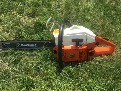 Husqvarna 61 chainsaw , View more