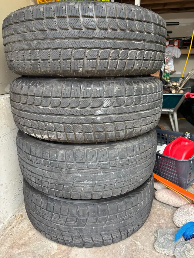 Winter Tires on rims 225 65 R16 in Tires & Rims in Peterborough - Image 2