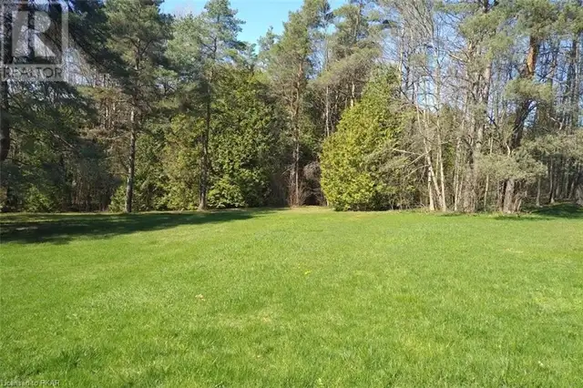 RENTAL: 2008 Sherbrooke ST W, Peterborough- Near Fleming College in Room Rentals & Roommates in Peterborough - Image 14