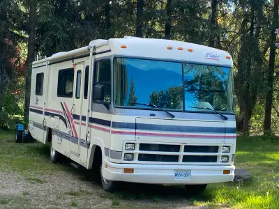 1997 Fleetwood Flair. Mint condition. On board generator, 454 gas engine lots of power. 3rd owner al...