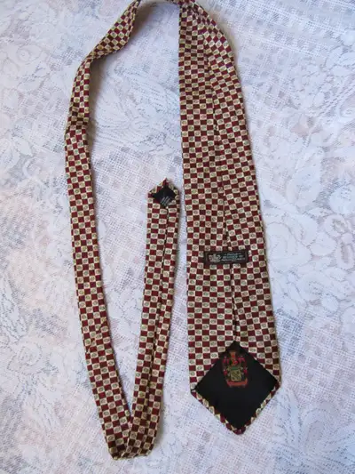 Paolo Gucci Silk Tie Made in Italy Men's Necktie , width 3.5in,, View more