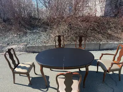 Dining Table and Chairs (HARDWOOD) (DELIVERY AVAILABLE)||, View more