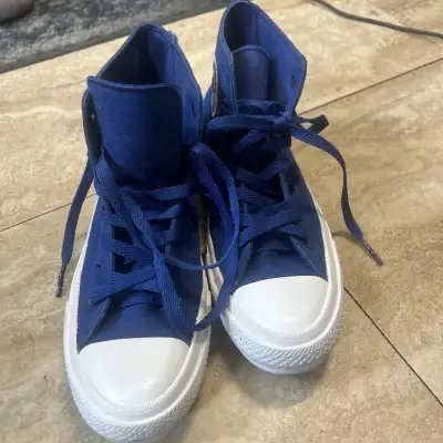 Chuck Taylor Converse Hi-Tops (Blue, Lunarlon), View more